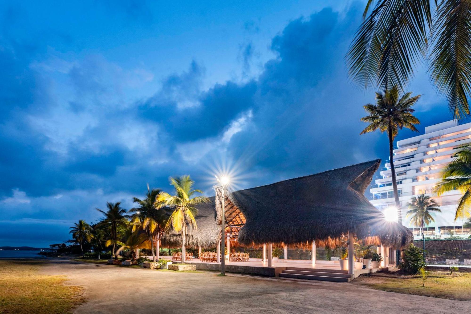 ホテル ヒルトン カルタヘナ Cartagena エクステリア 写真